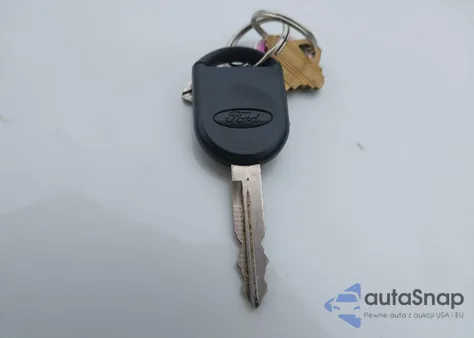 2006 Ford Explorer Xlt from USA, damaged, VIN 1FMEU73896ZA03998